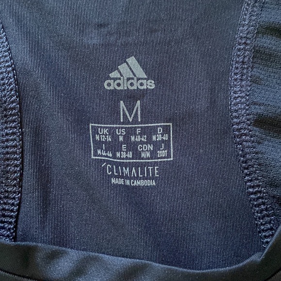 Navy blue Adidas workout t-shirt- NEW, GREAT CONDITION! - Picture 2 of 2